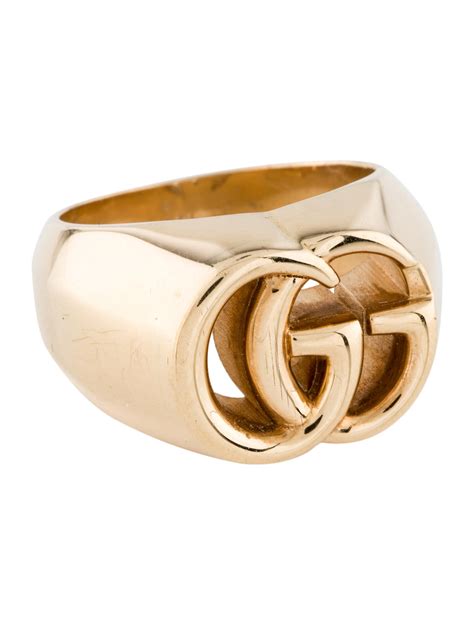 gucci ring heren goud|Gucci gold ring set.